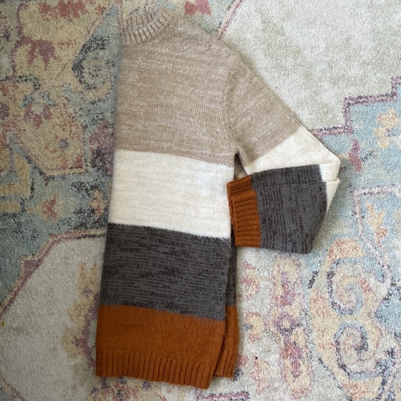 Oversized Universal Thread sweater - Picture 3 of 3